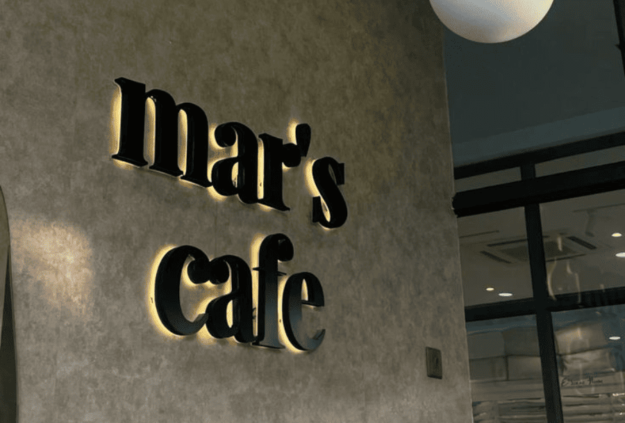 restaurants sign board